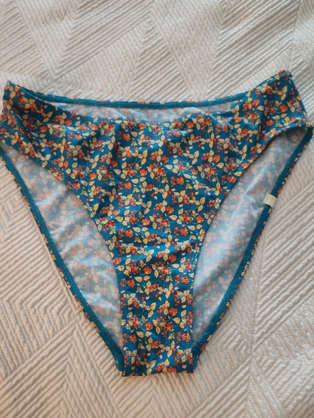 summersalt blue swimsuit with pink floral print Top and Botton - Picture 4 of 6